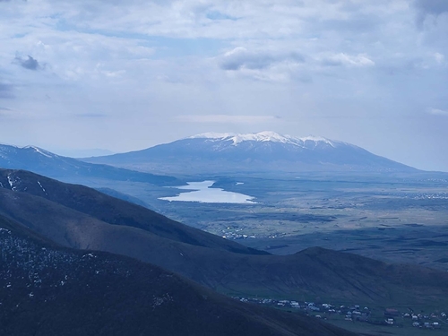 ՎԵՐԵԼՔ ԹՈՒԽ ՄԱՆՈՒԿ