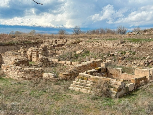 ANCIENT ARTASHAT (MODERATE HIKING)