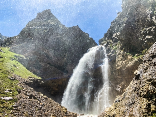 GEGHAROT WATERFALL. OFF-ROAD TOUR