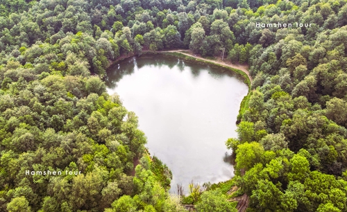FROM LAKE PARZ TO LAKE GOSH (HIKING)