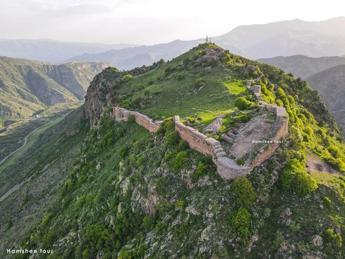 SMBATABERD FORTRESS AND TSAKHATS KAR MONASTERY (HIKING)